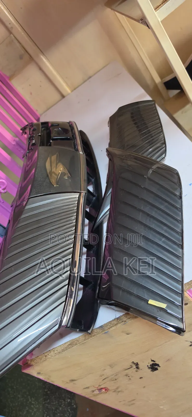 Harrier 2019 Grey Grille