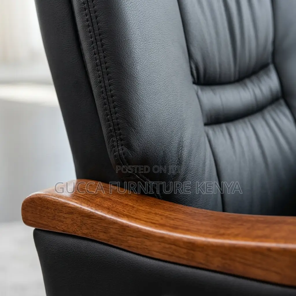 Director's Swivel Chair