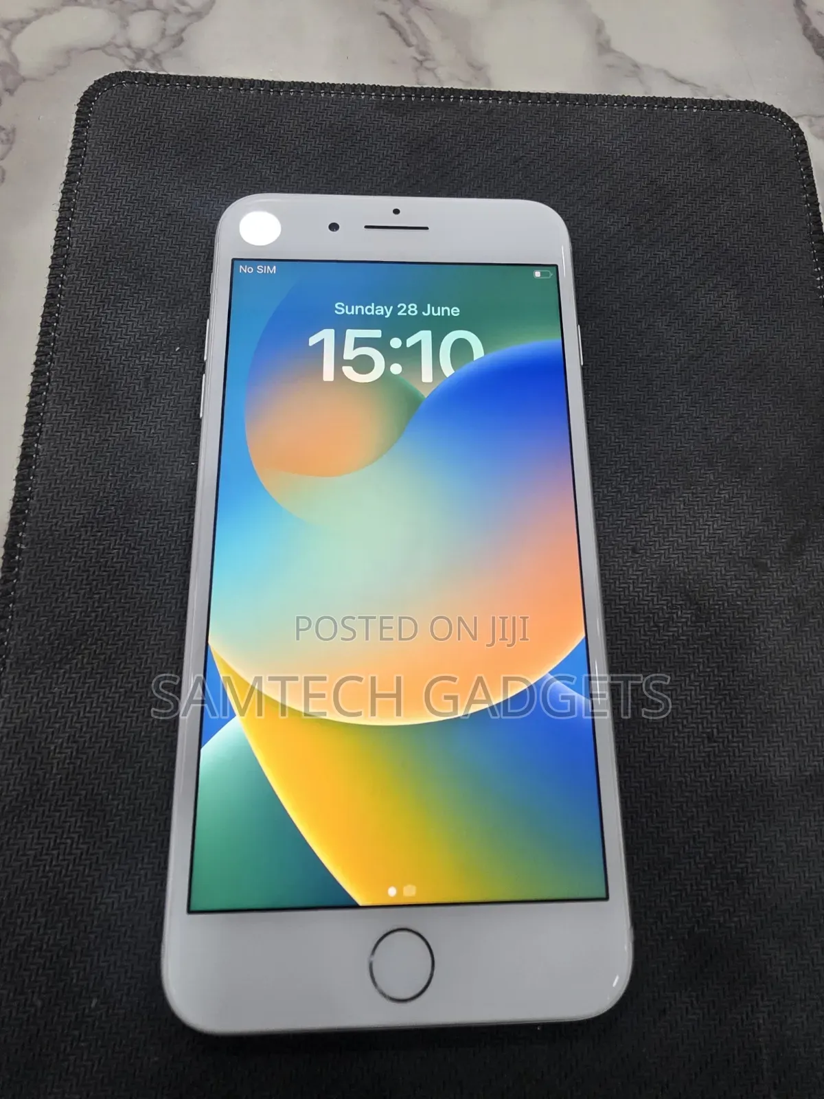 Apple iPhone 8 Plus 64 GB White