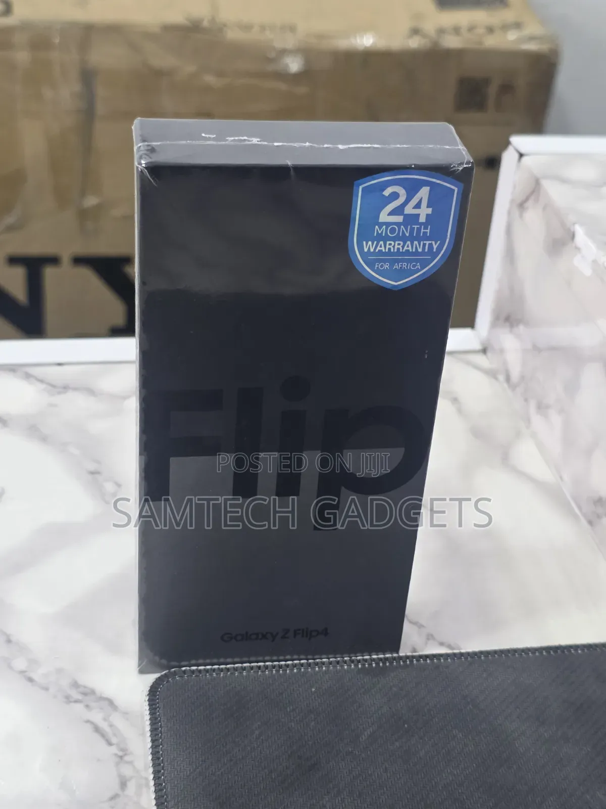 New Samsung Galaxy Z Flip4 256 GB Blue
