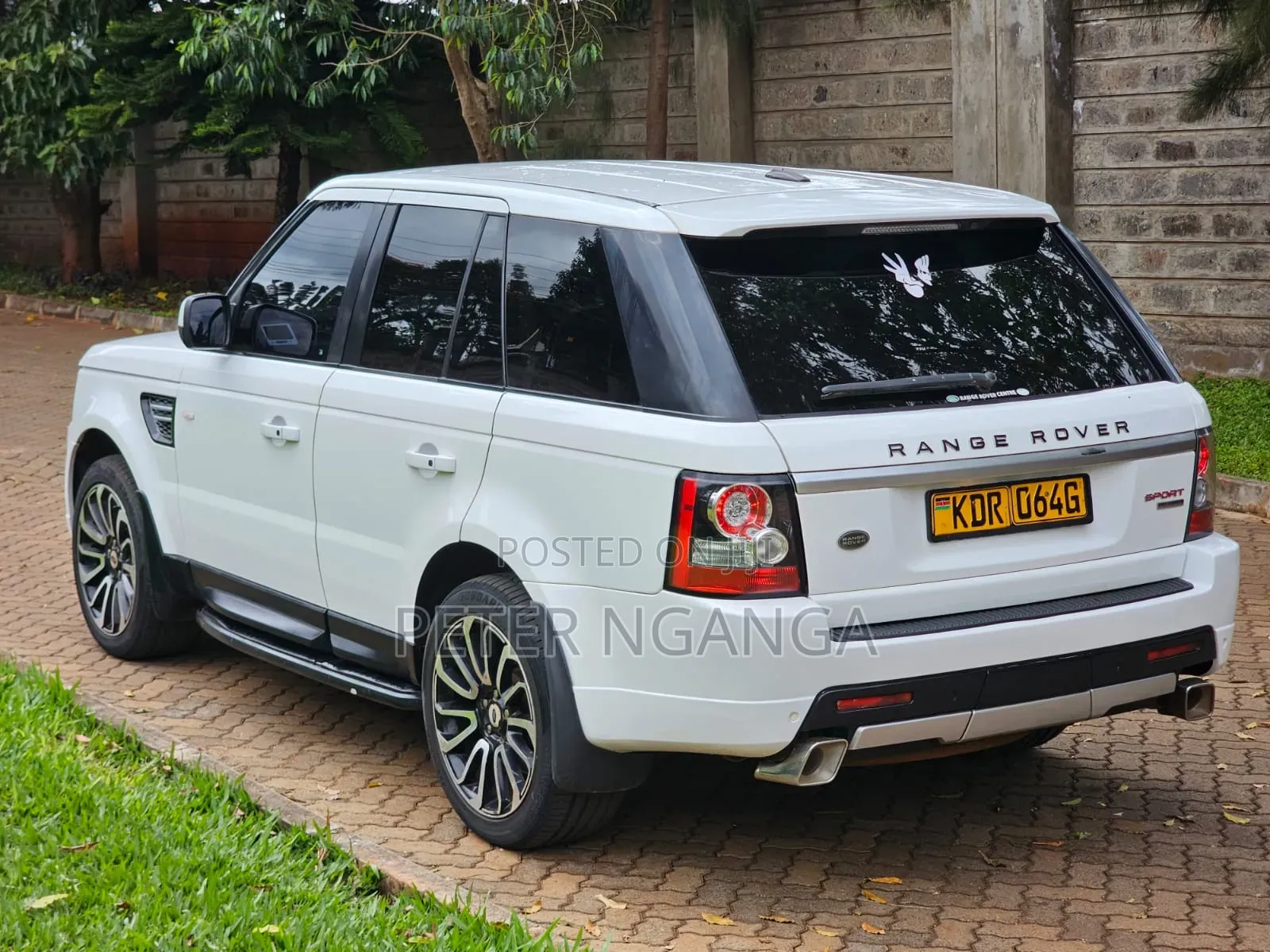 Land Rover Range Rover Sport 2012 White