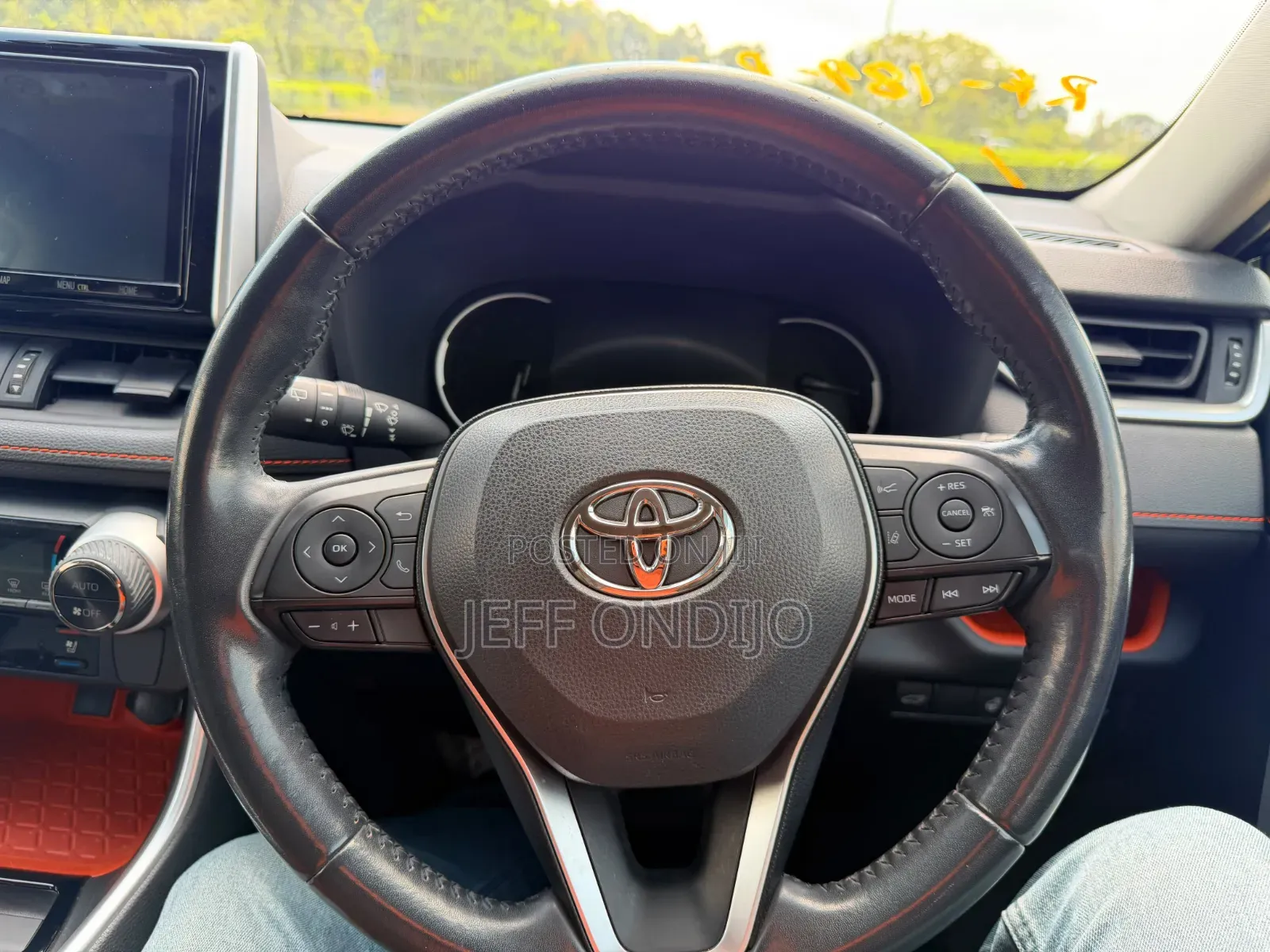 Toyota RAV4 2019 Blue