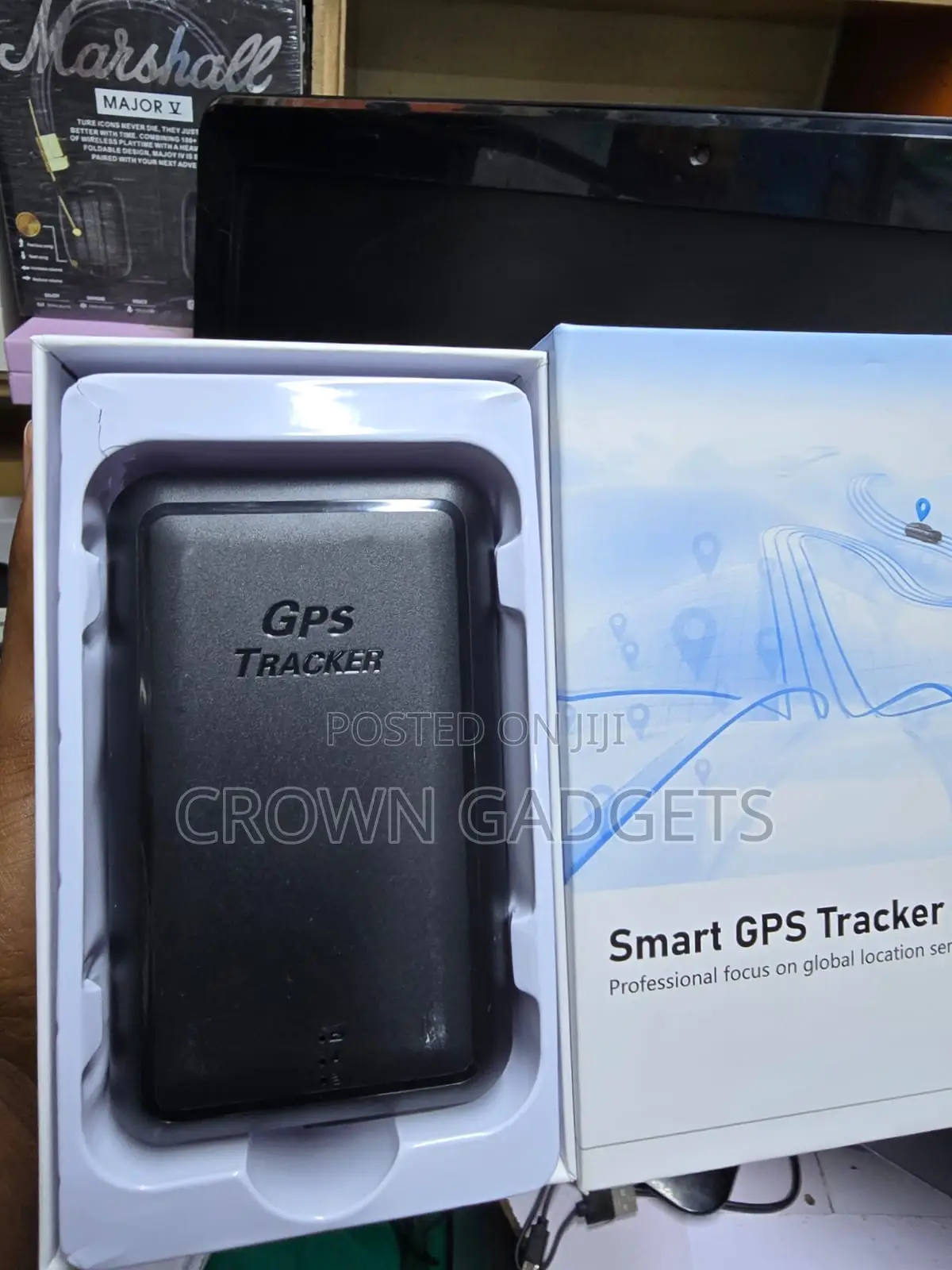 P11 Portable 4g GPS Tracker With Mobile App Monitoring