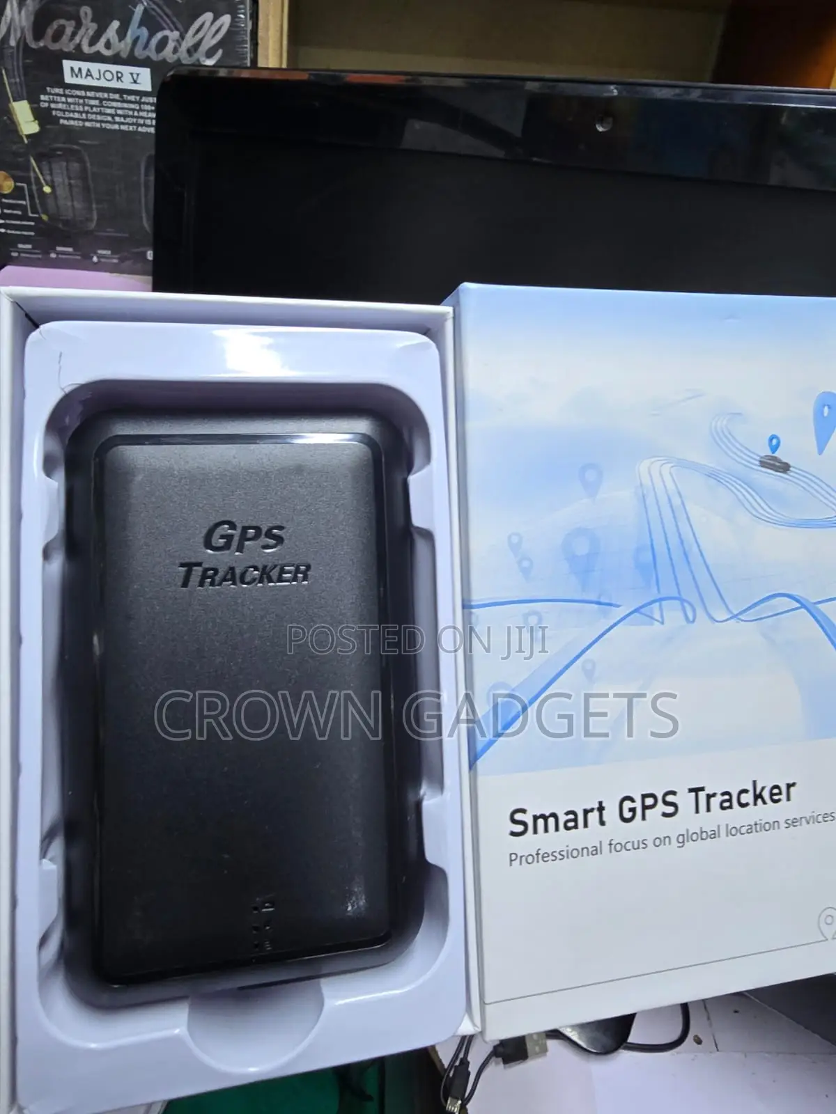 P11 Portable 4g GPS Tracker With Mobile App Monitoring
