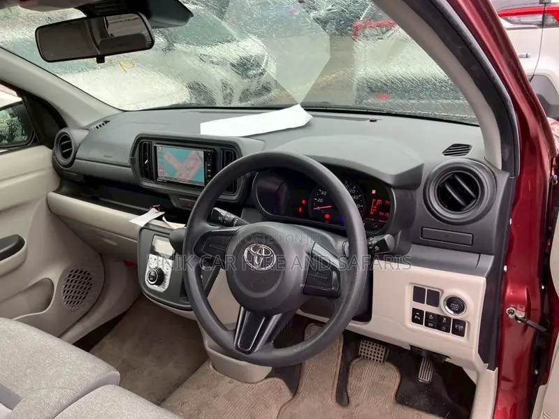 Toyota Passo 1.0 FWD 2019 Red
