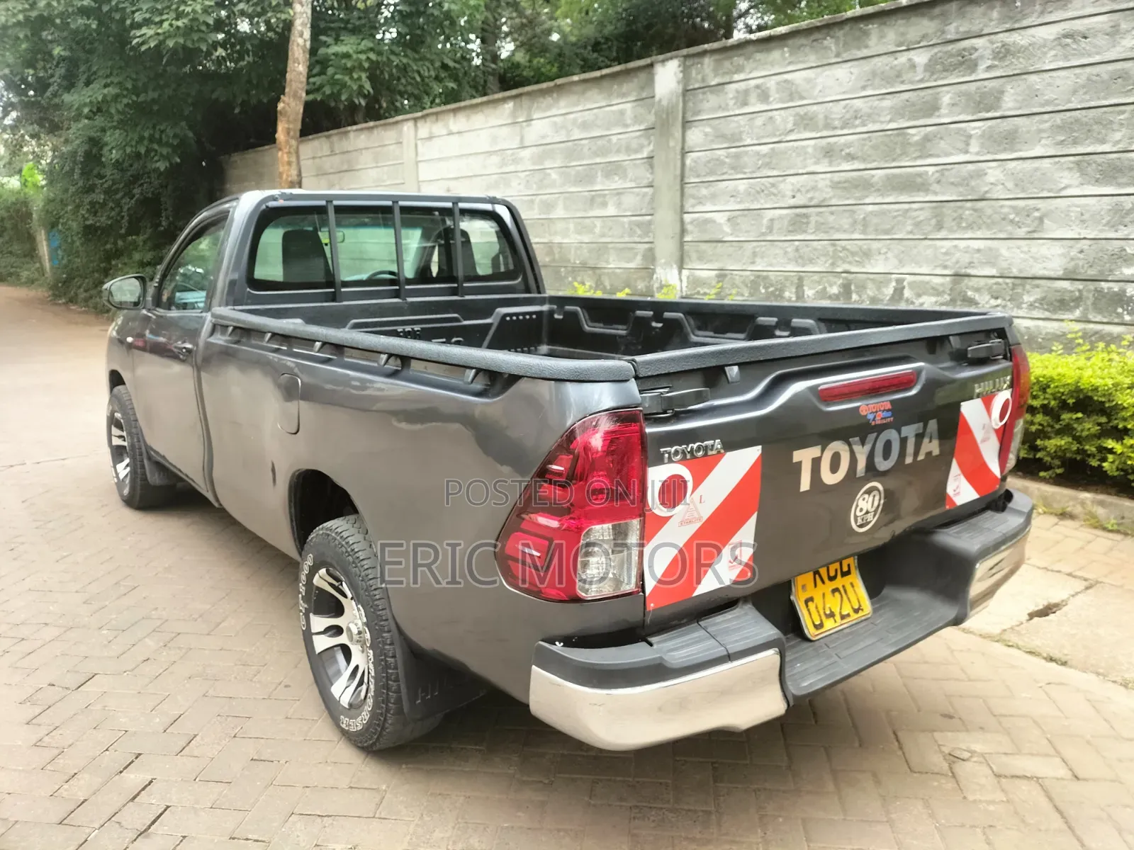 Toyota Hilux 2017 Matt Black