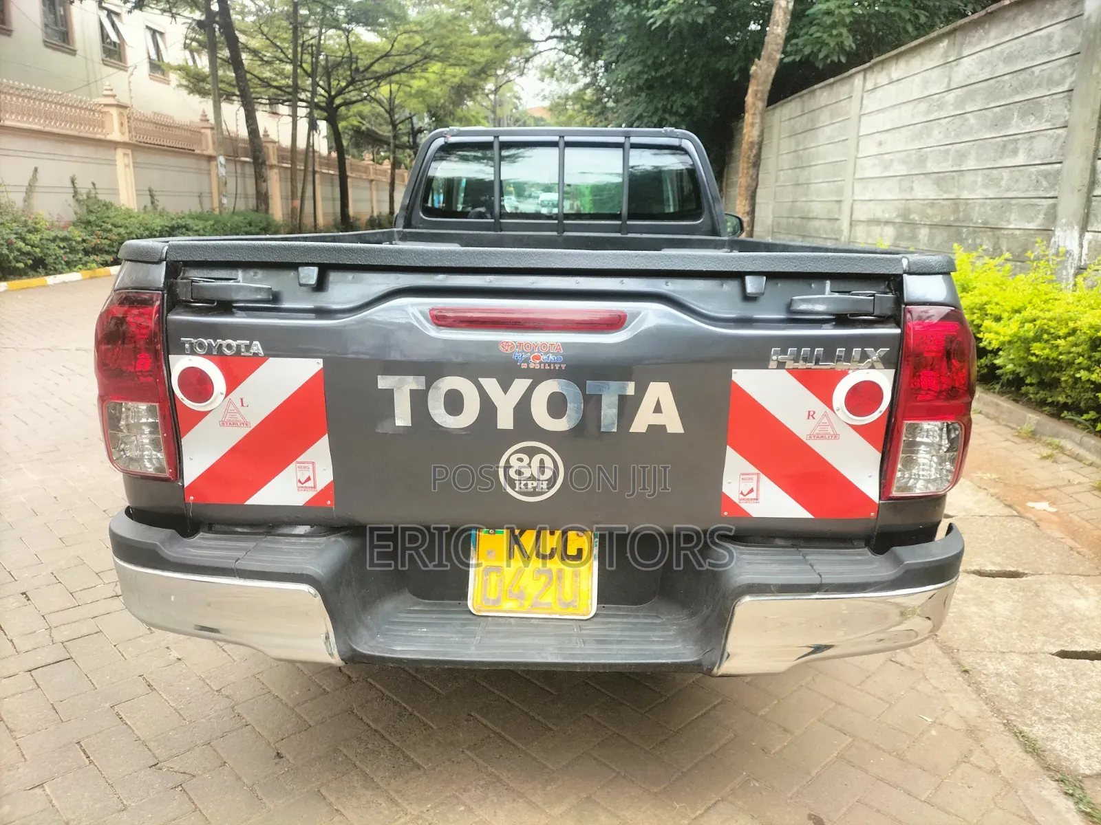 Toyota Hilux 2017 Matt Black