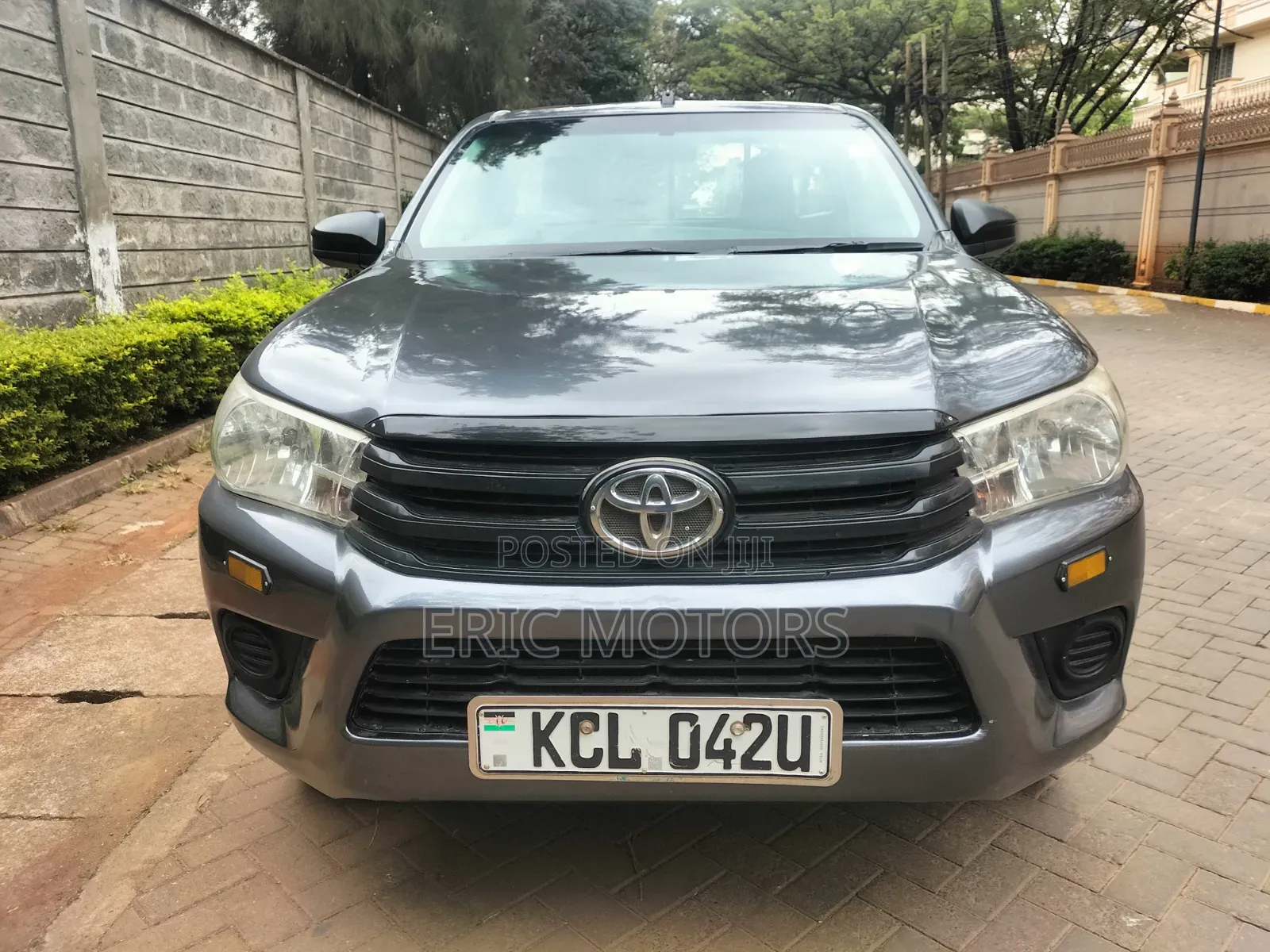 Toyota Hilux 2017 Matt Black