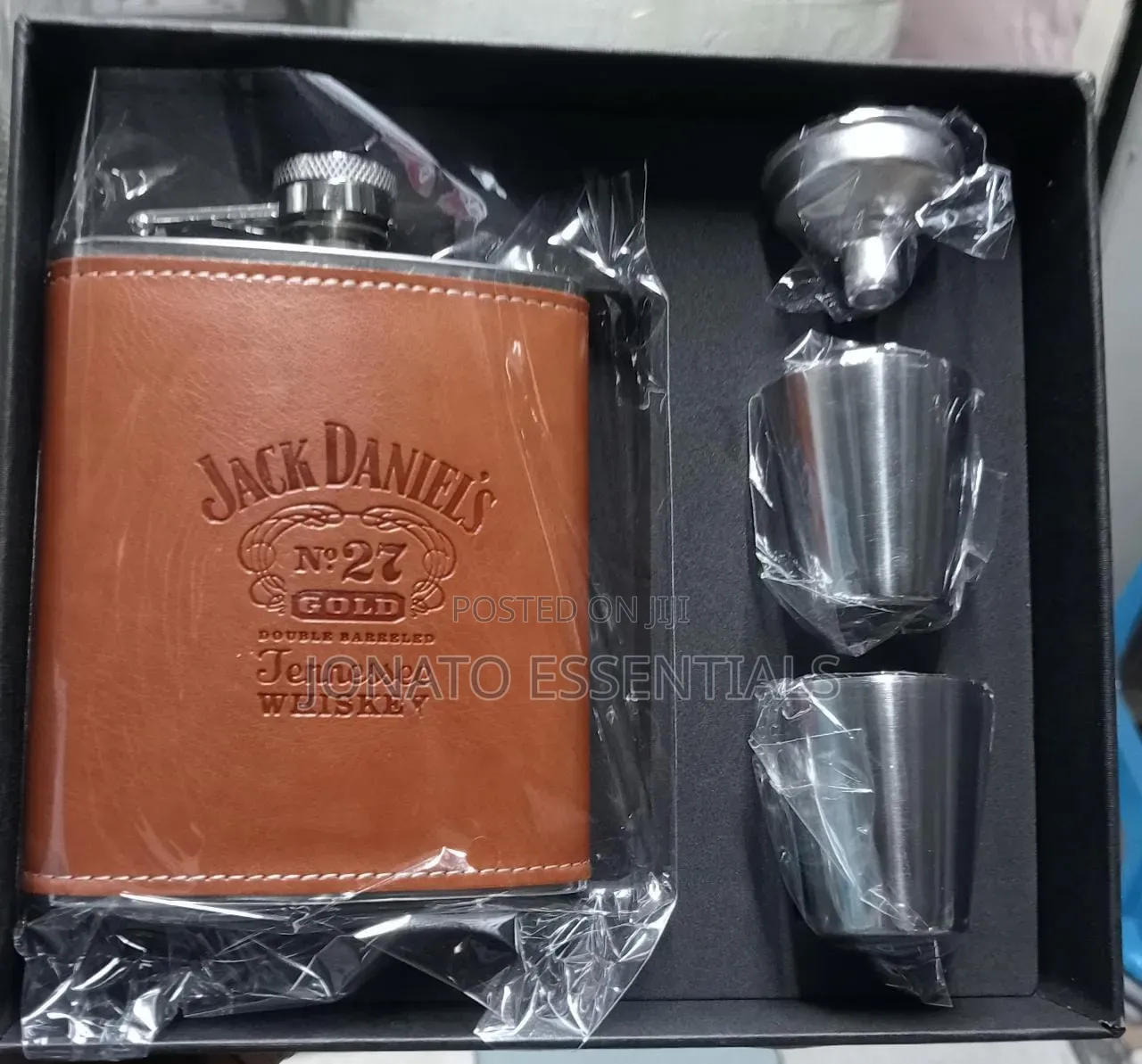 Jack Daniels Hip Flask Gift Set With 2 Shot Cups Funnel
