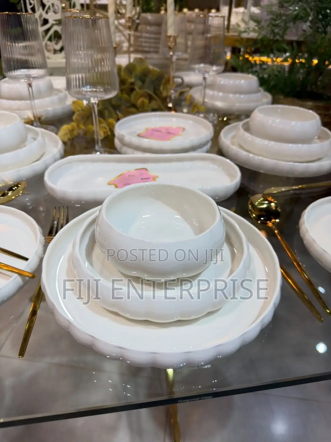 25-Piece Premium Ceramic Dinner Set – Microwaveable | Elegant