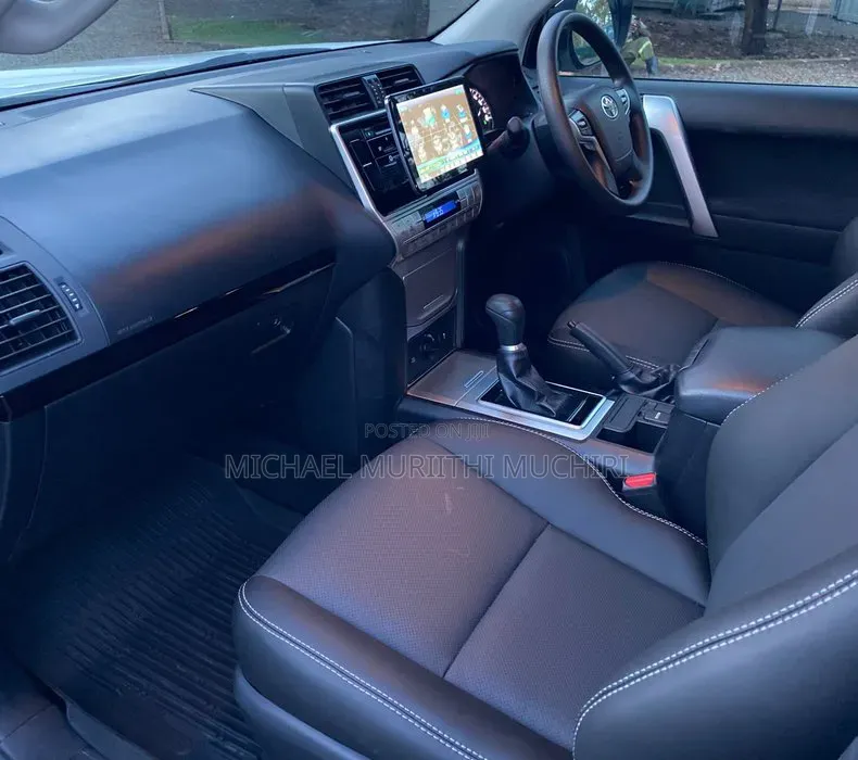 Toyota Land Cruiser Prado 2019 White
