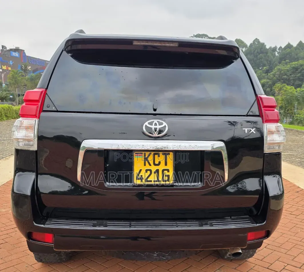Toyota Land Cruiser Prado 2012 Black