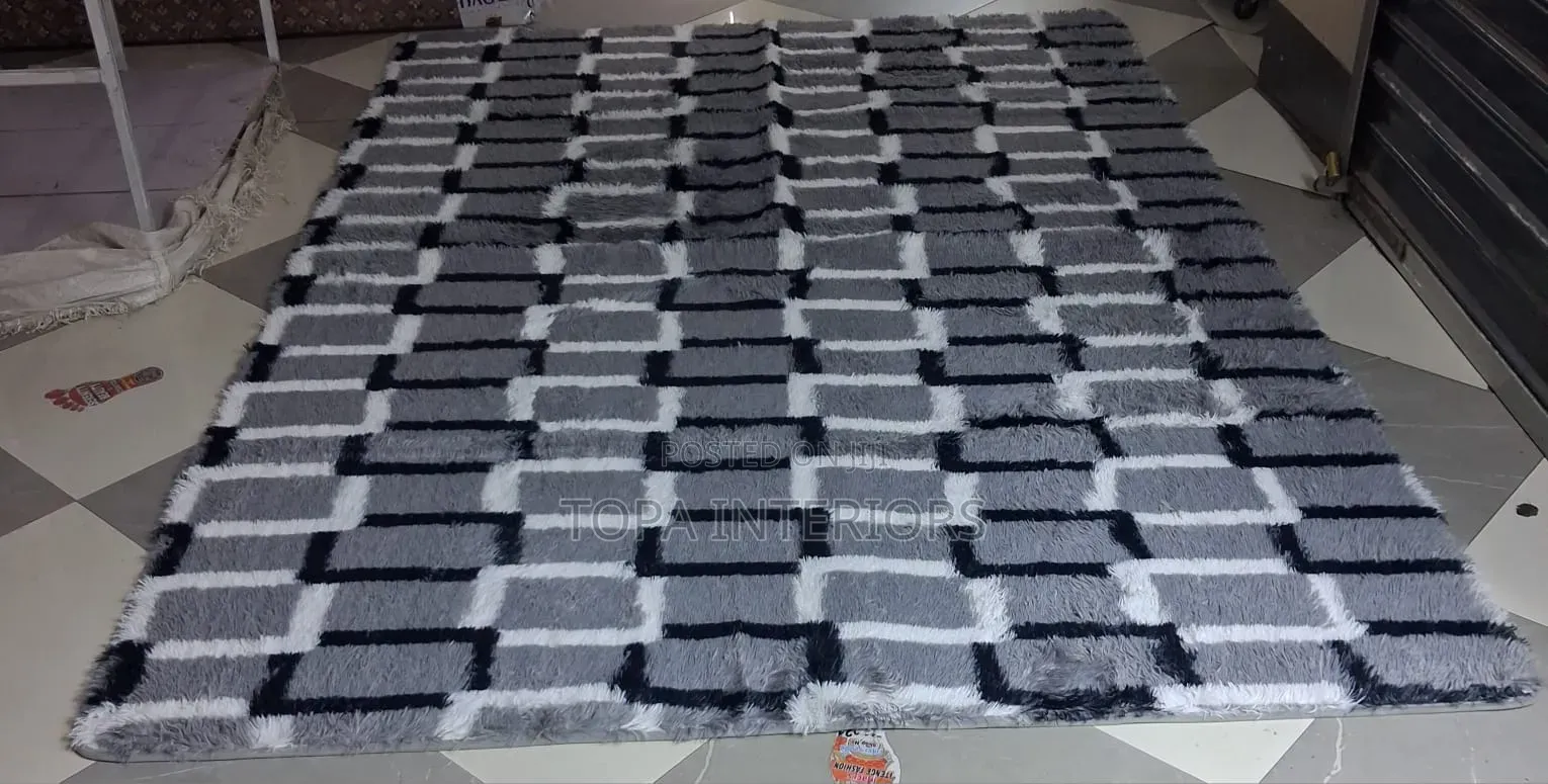Super Soft and Light Fluffy Carpet Rugs for Living Room and Bedroom