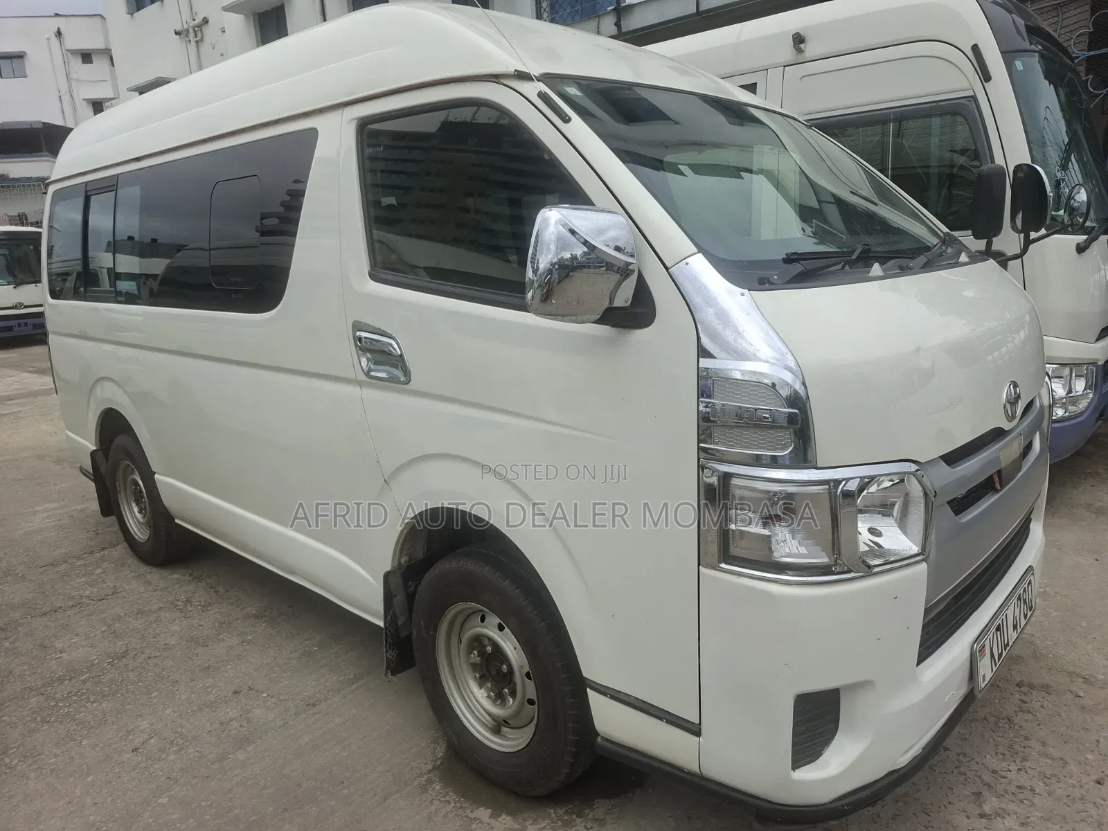 Toyota HiAce 2018 White