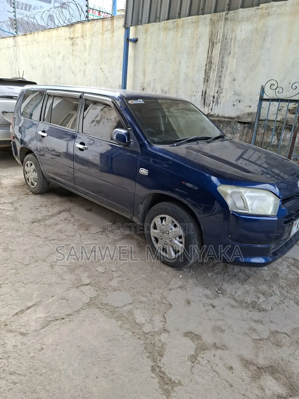 Toyota Probox 2016 Blue