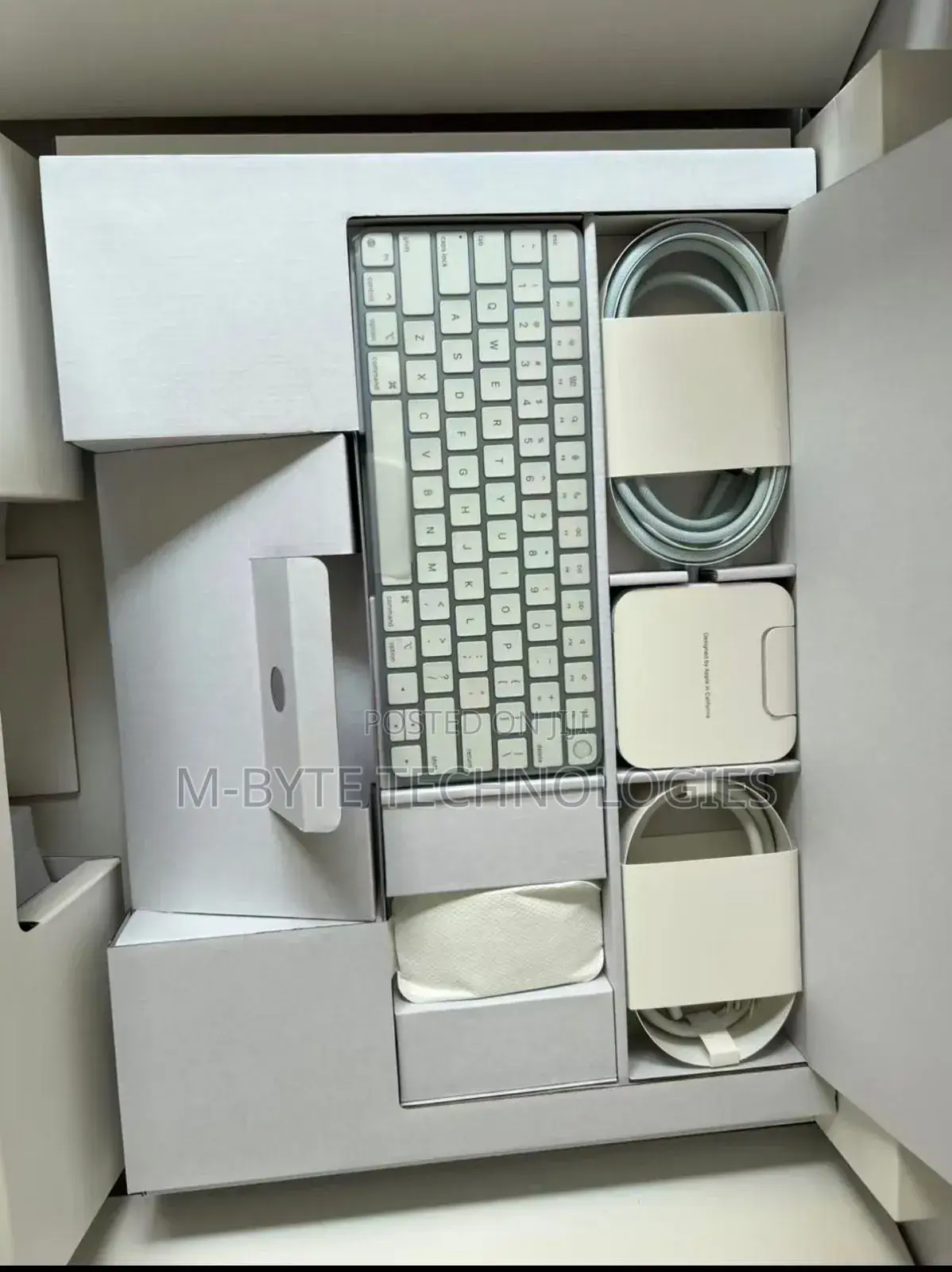 New Desktop Computer Apple iMac M3 8GB Intel Core M3 SSD 256GB
