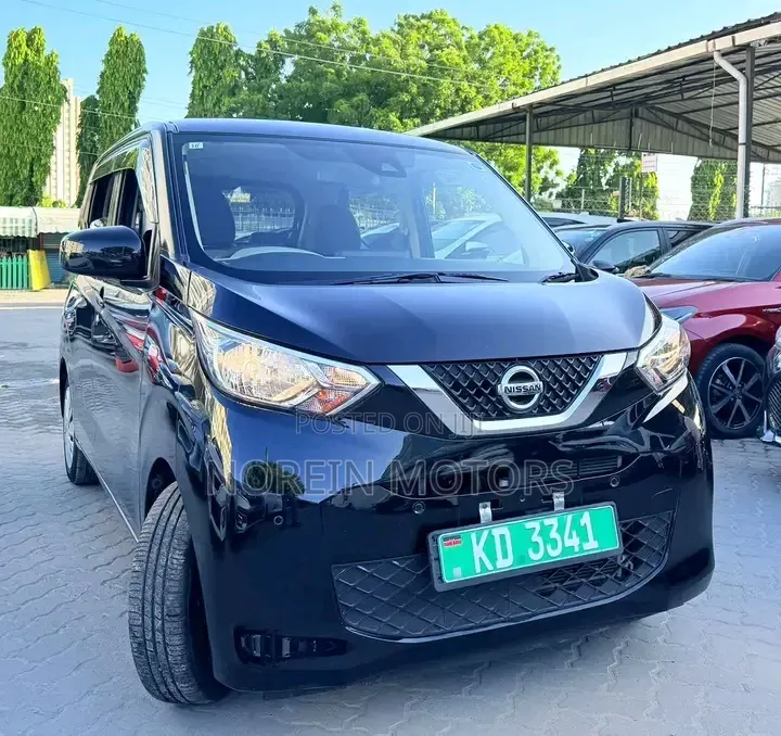 Nissan Dayz 2019 Matt Black