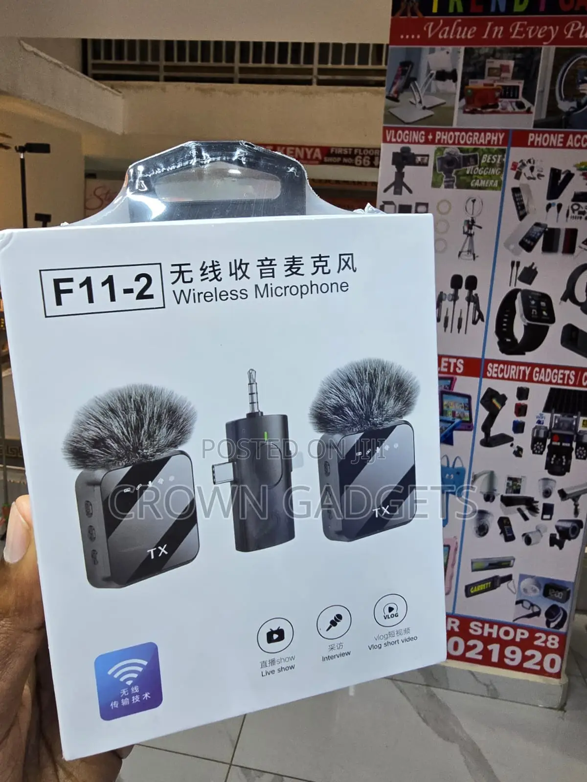 F11-2 Dual Wireless Microphone With 3 in 1 Receiver
