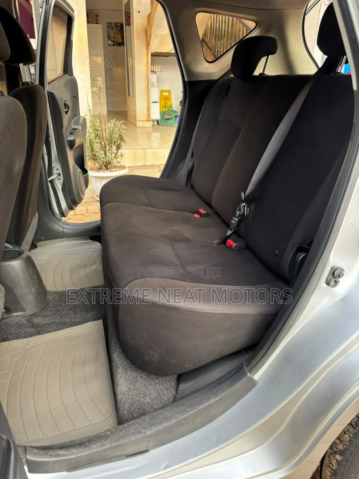 Nissan Note 2012 Silver