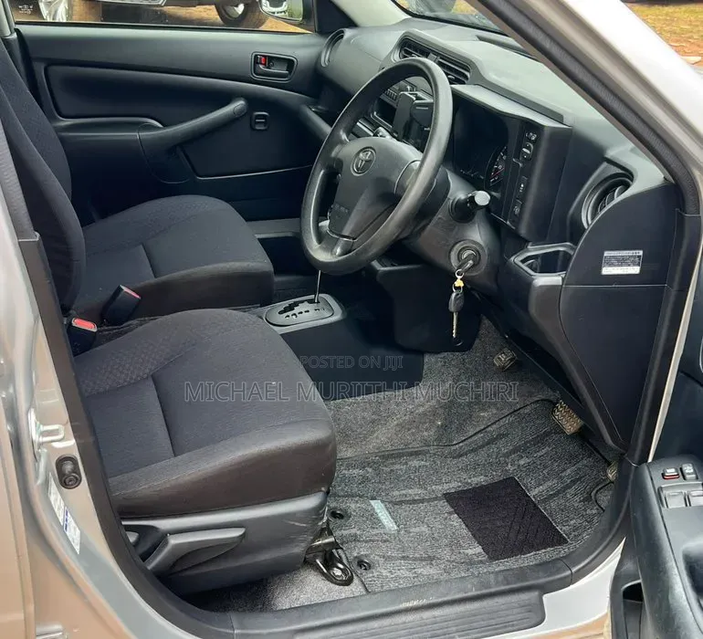 Toyota Succeed 2019 Silver