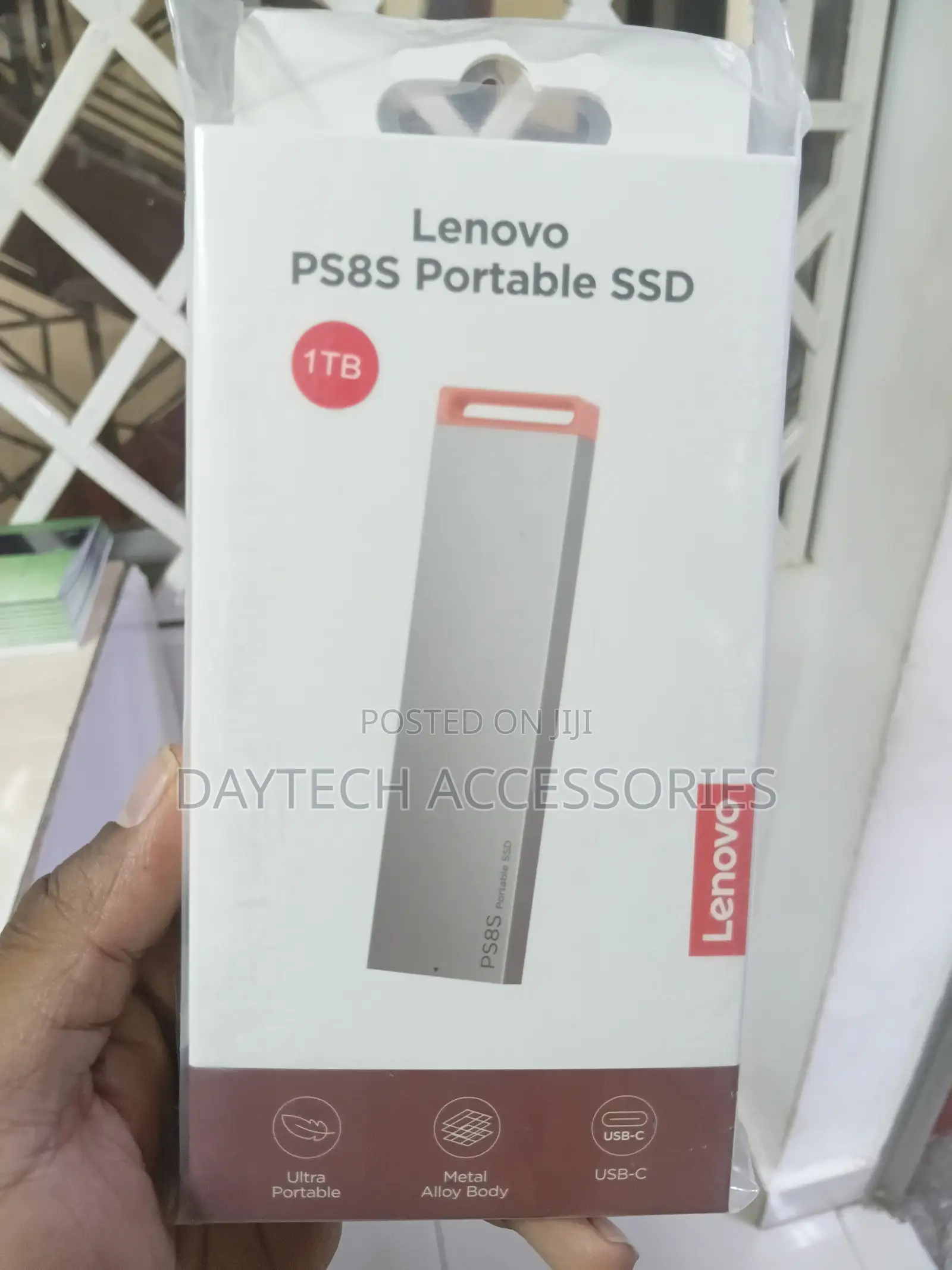 This Is a Lenovo Ps8s Portable SSD With 1tb of Storage Capacity.