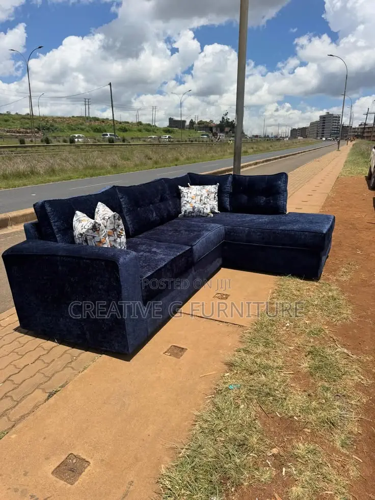 Dark Blue 6‐Seater L‐Shaped Sofa – Velvet Comfort