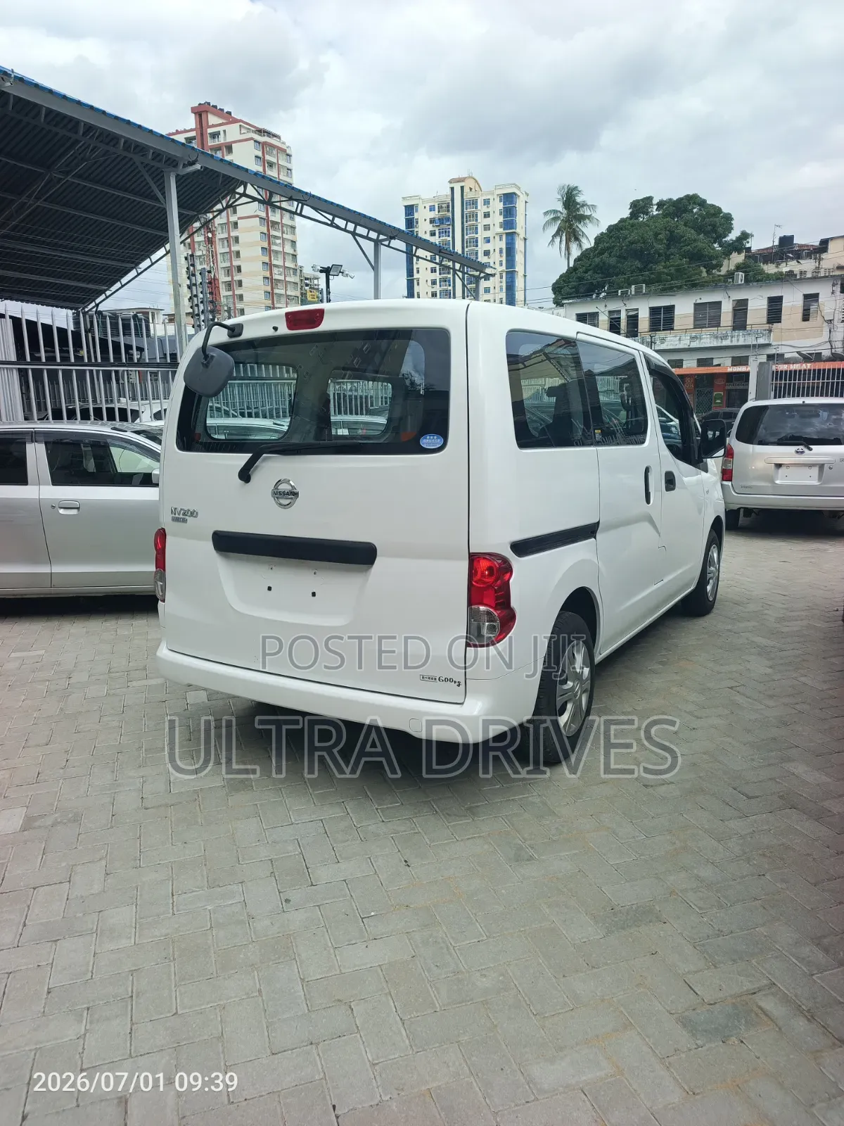 Nissan NV200 2018 White