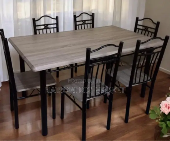 Executive 6 Sitter Dinning Table