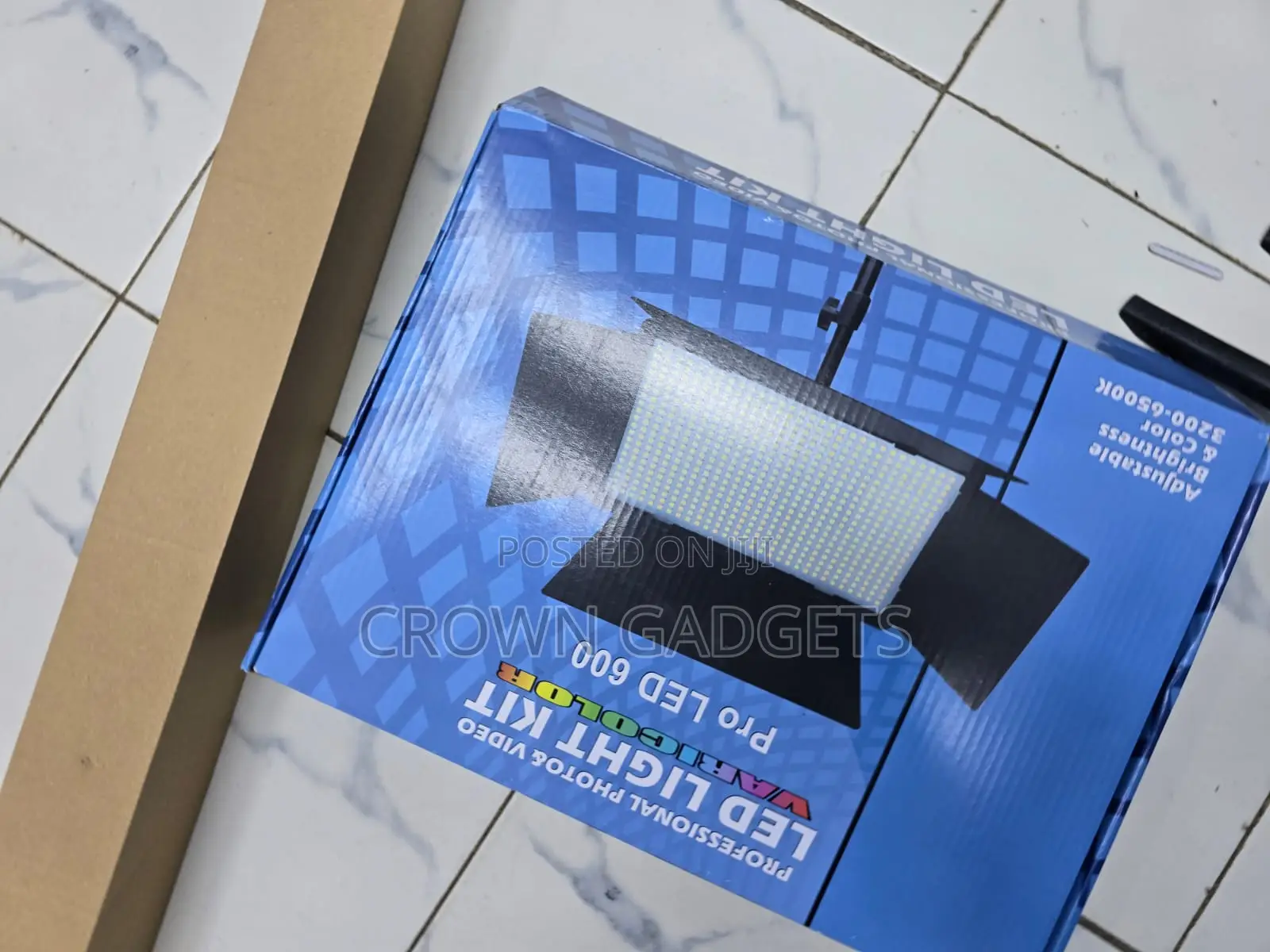 U600 Professional Led Studio Light to