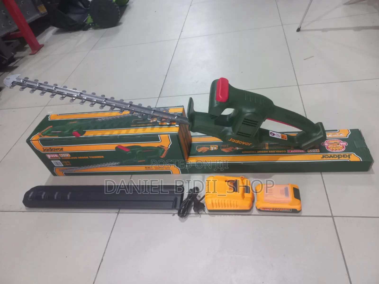 Cordless Hedge Trimmer