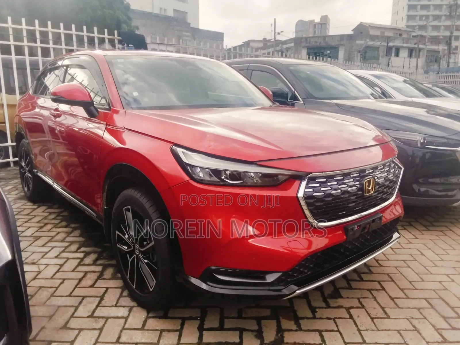 Honda Vezel 2021 Red