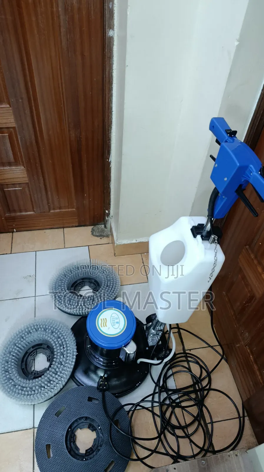 Quality Electric Floor Scruber/1200watts Portable Floor Scrubber
