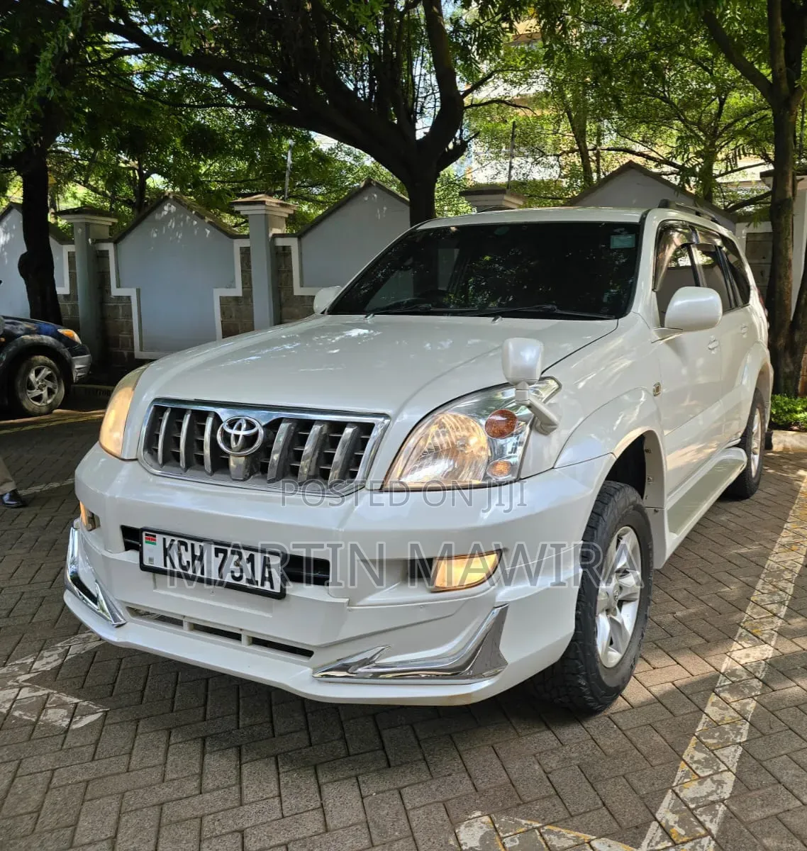 Toyota Land Cruiser Prado 2009 White