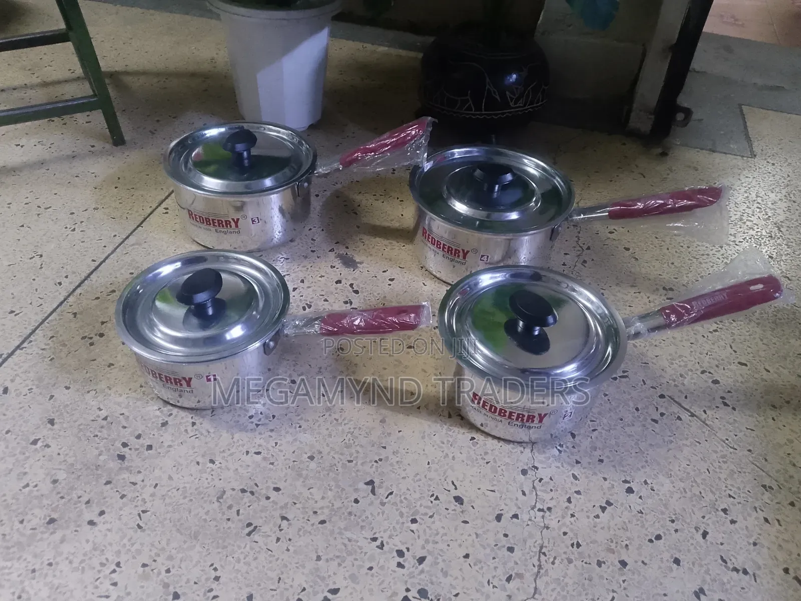 Redberry Sufuria With Handle / 4pc Sauce Pan Pot