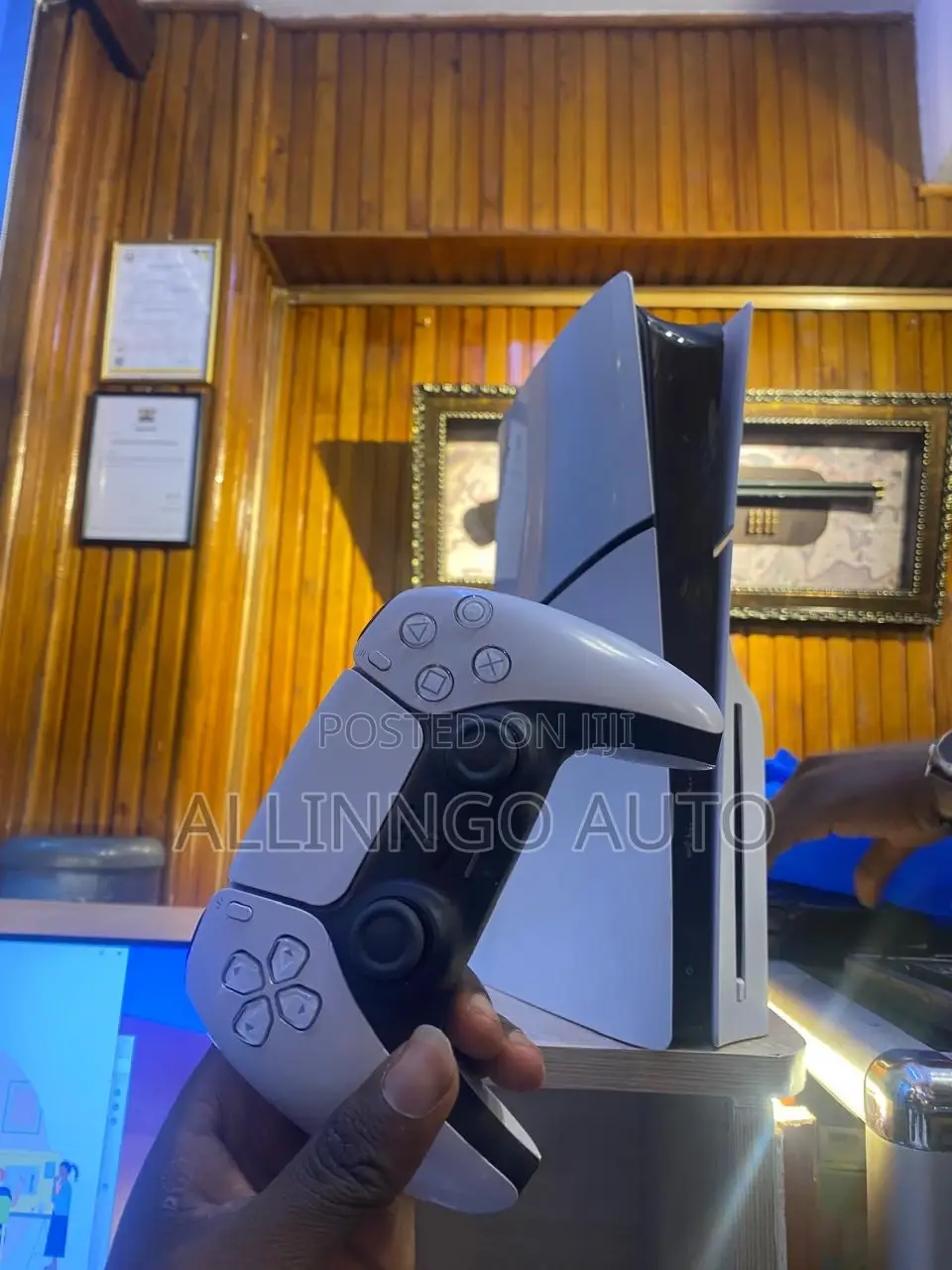 Play Station 5 Slim
