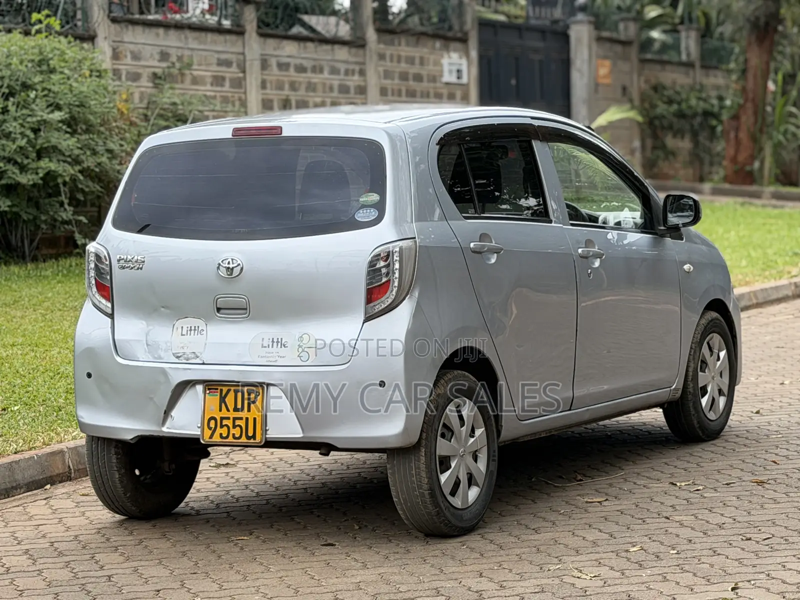 Toyota Pixis 2016 White