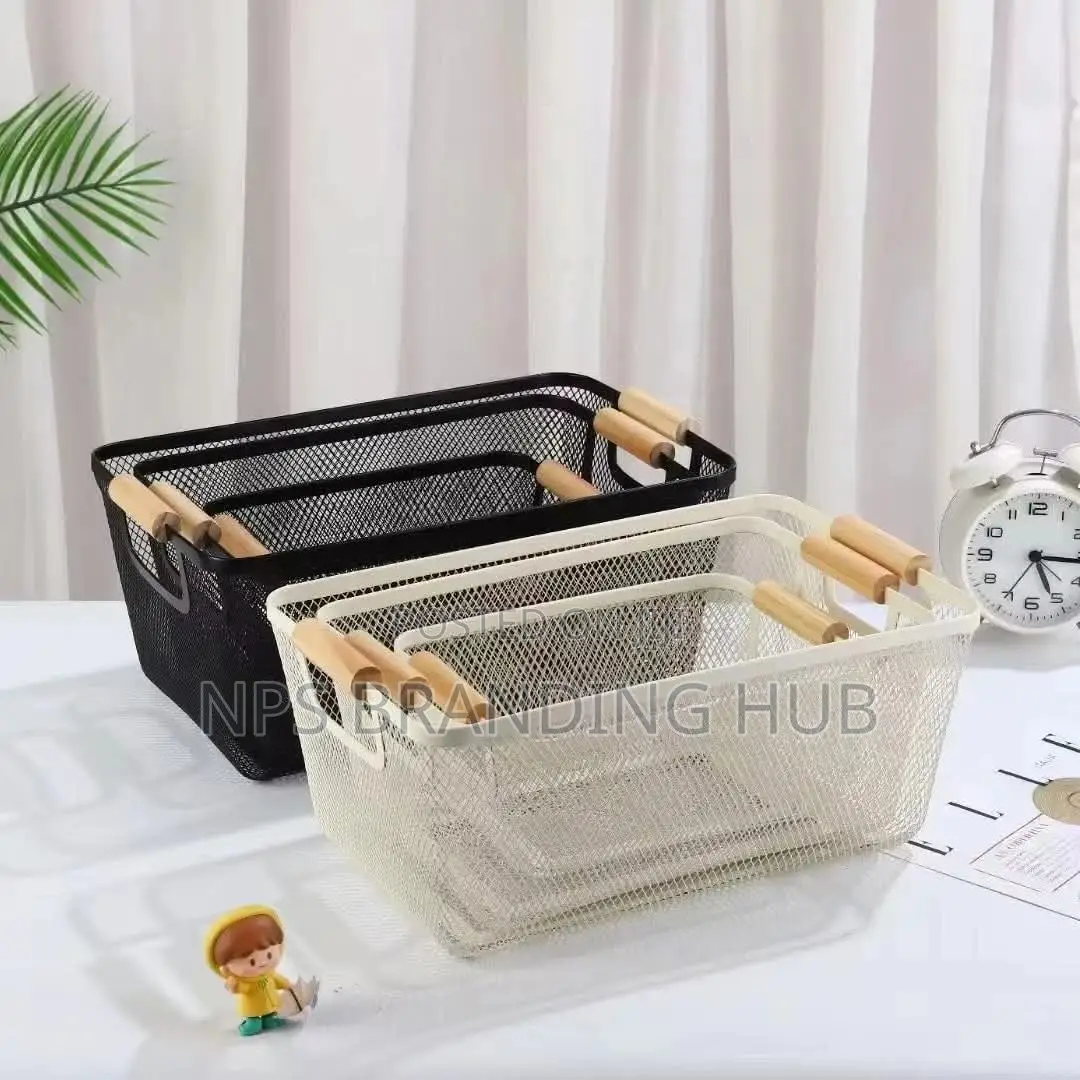 Mesh Plastic Storage Baskets With Bamboo Handles.(Nm