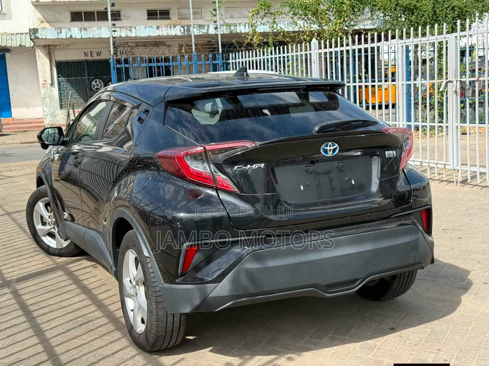 Toyota C-HR LE FWD 2019 Black