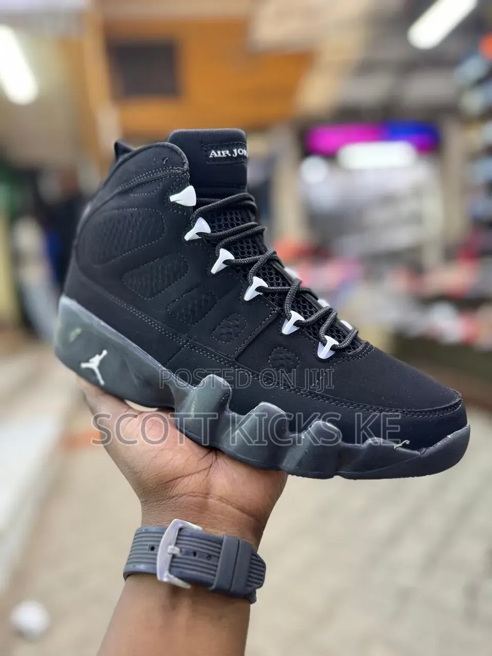 Air Jordan 9 All Black Sneakers