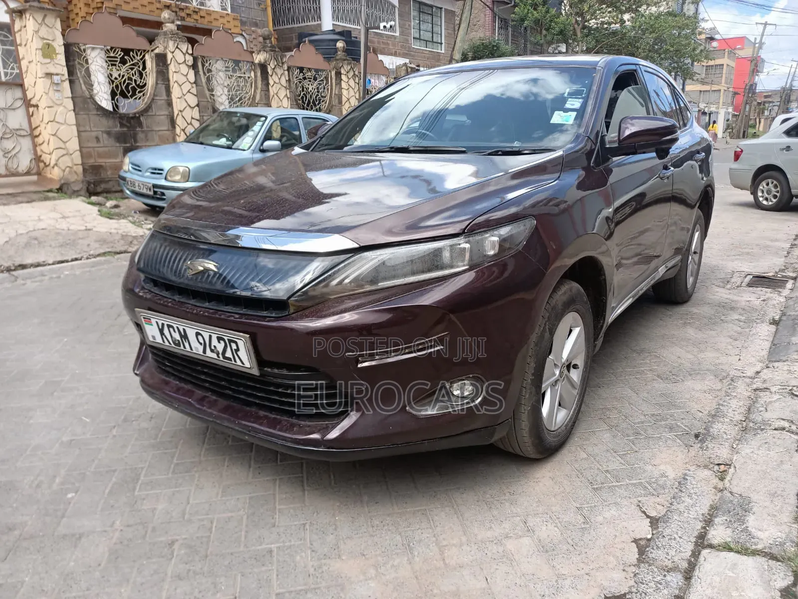 Toyota Harrier 2.0 4WD 2015 Burgundy