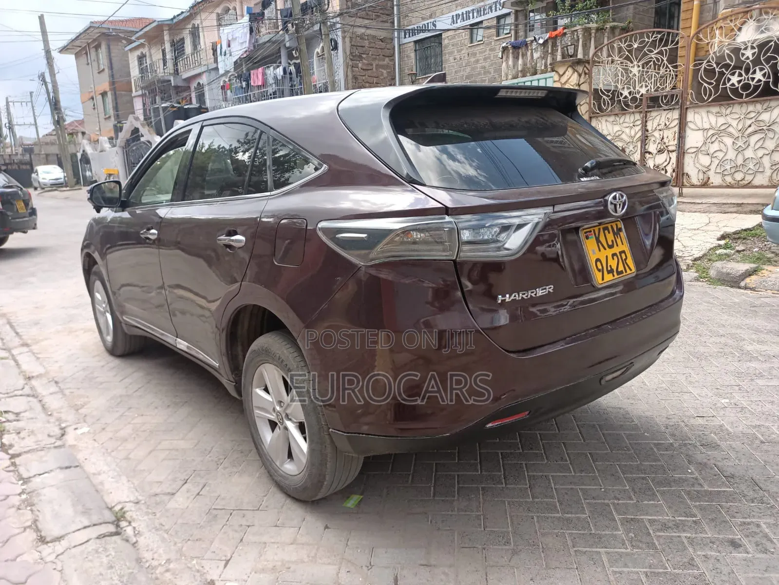 Toyota Harrier 2.0 4WD 2015 Burgundy