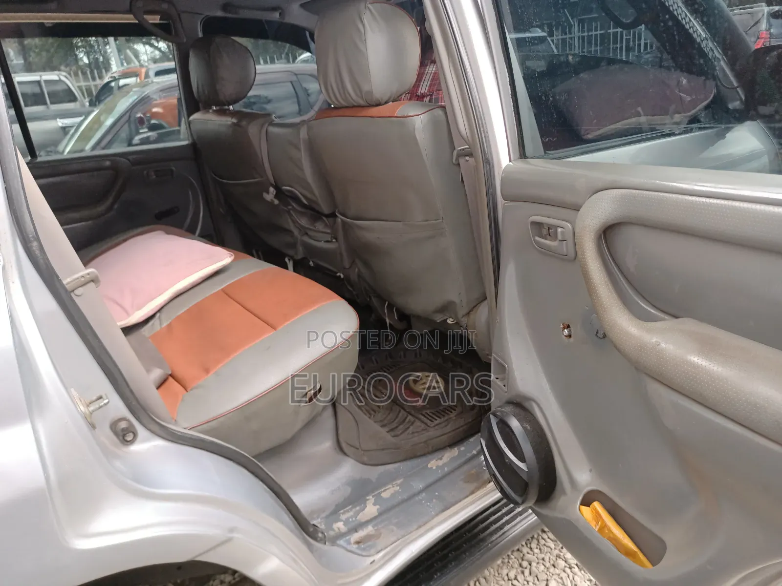 Toyota Land Cruiser 2004 Gray