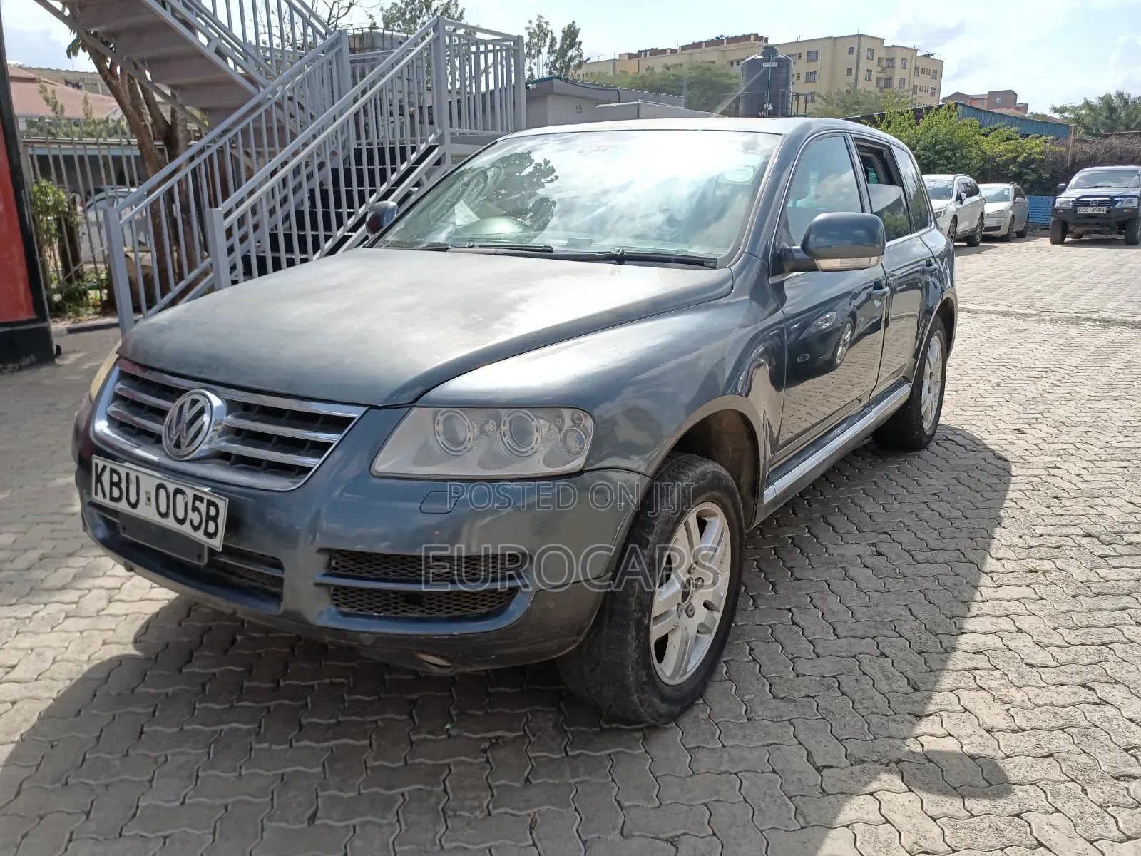 Volkswagen Touareg 2005 Gray