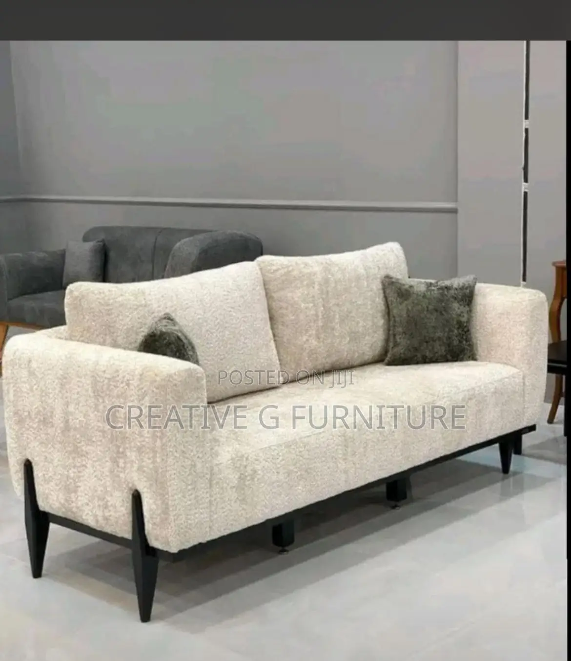 Modern Off White 3‐Seater Sofa