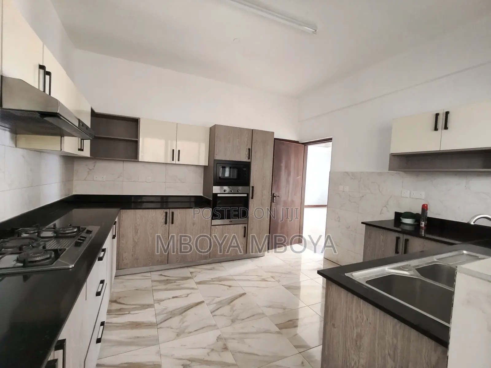 3bdrm Apartment in Parklands for rent