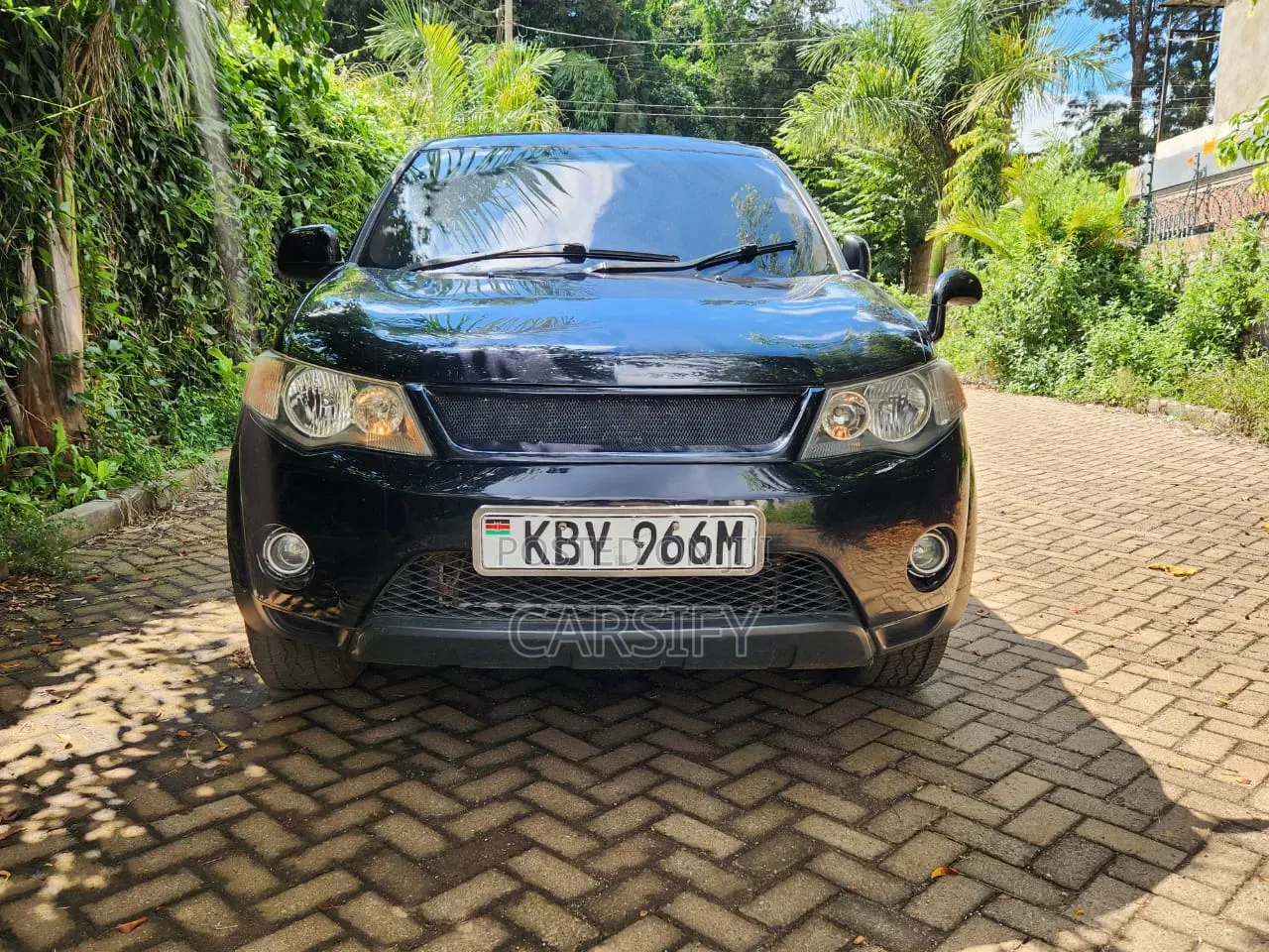 Mitsubishi Outlander 2006 Black
