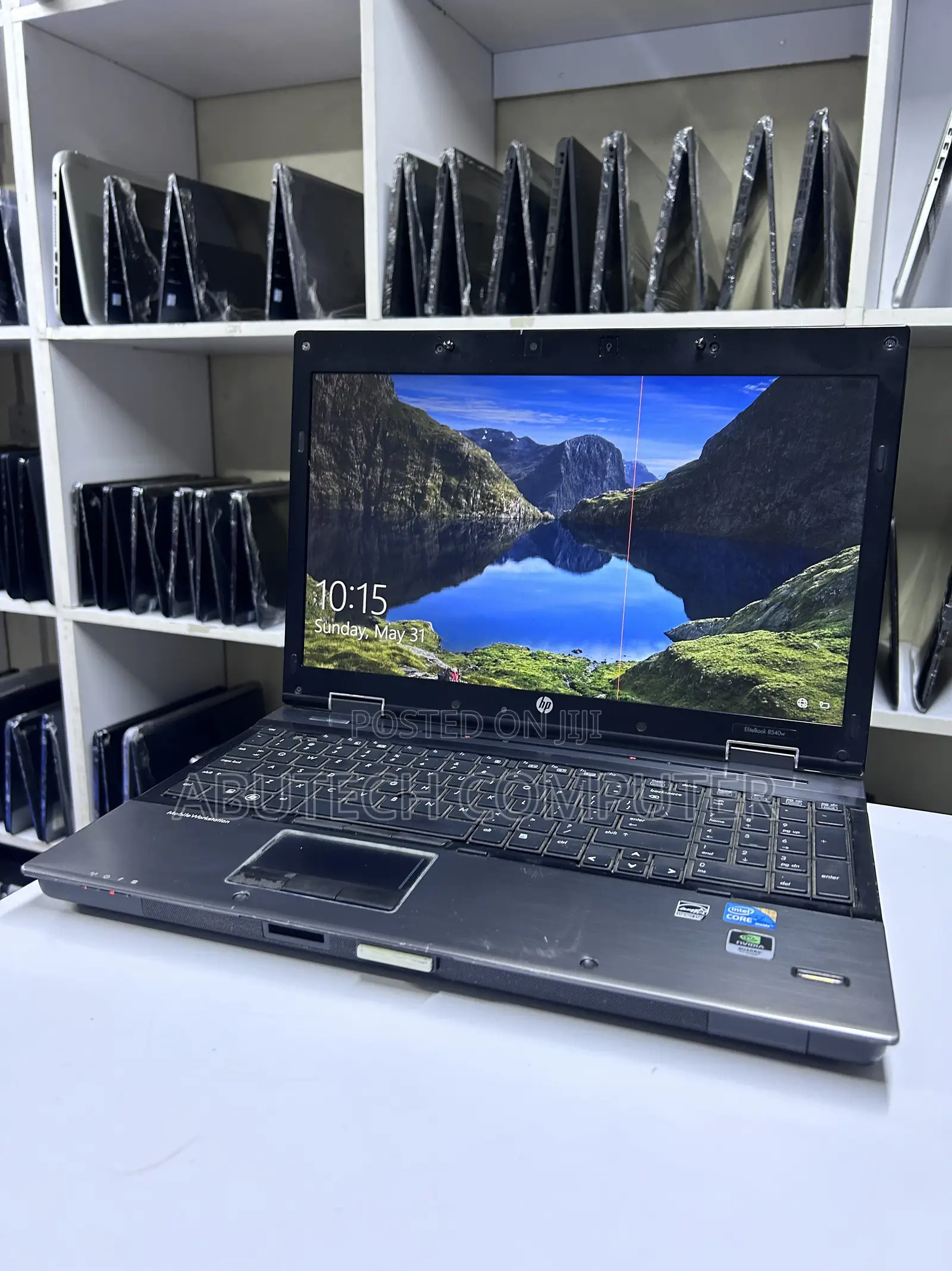 Laptop HP Compaq 8540w 4GB Intel Core i7 HDD 500GB
