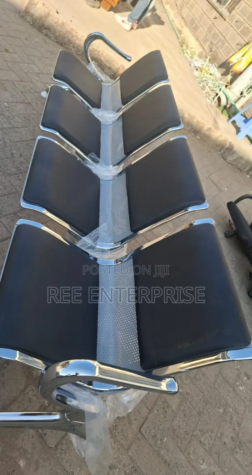 4 Seater Padded Waiting Bench