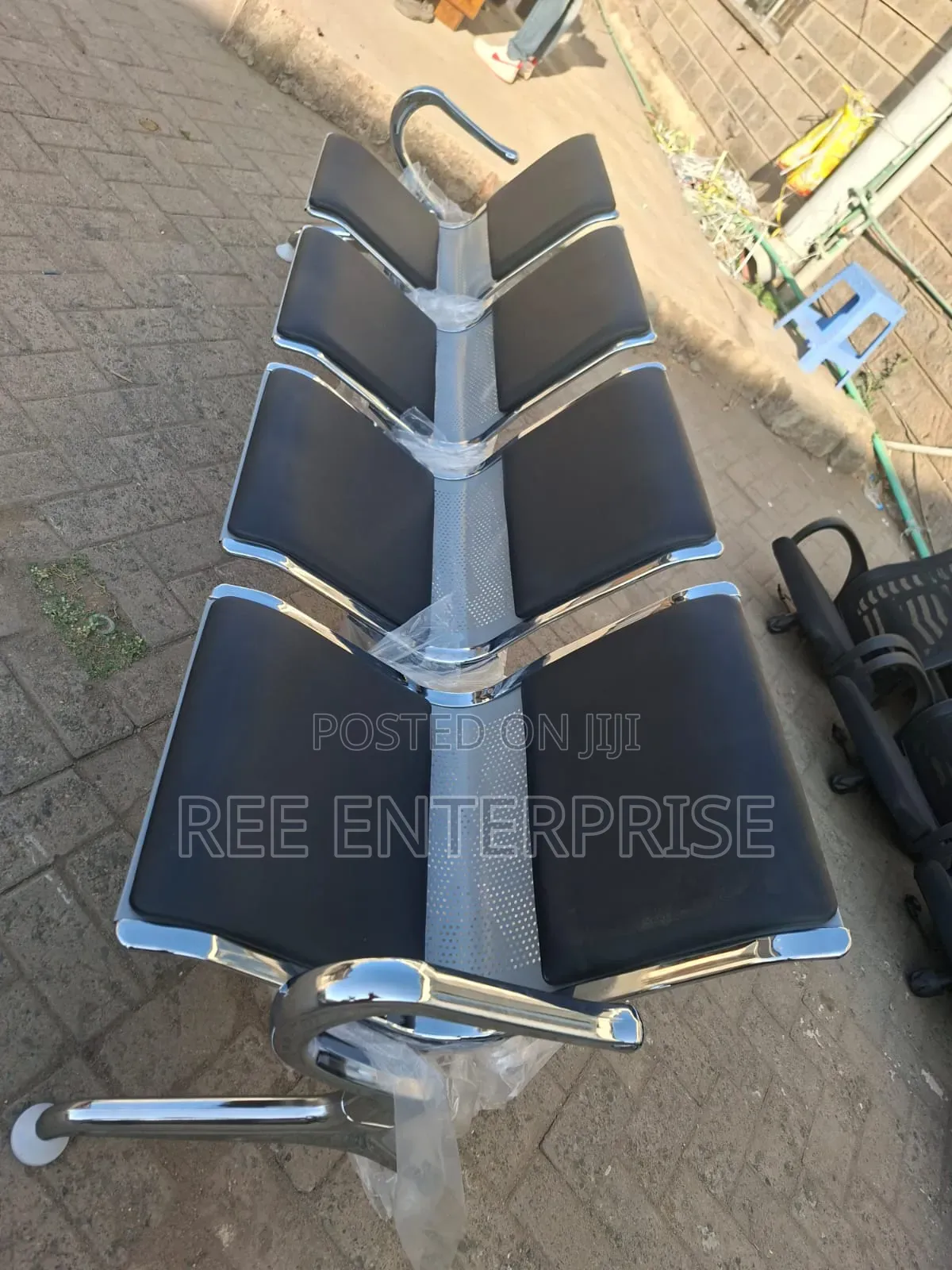 4 Seater Padded Waiting Bench