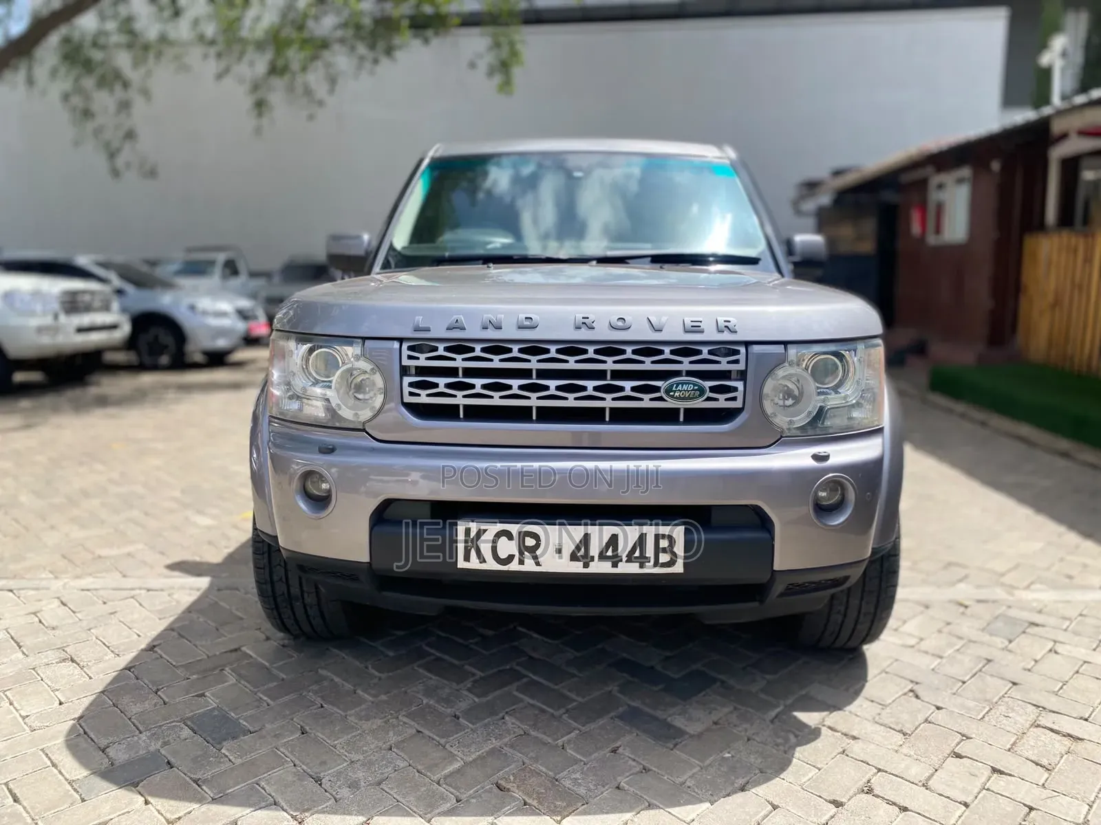 Land Rover Discovery 2011 Silver
